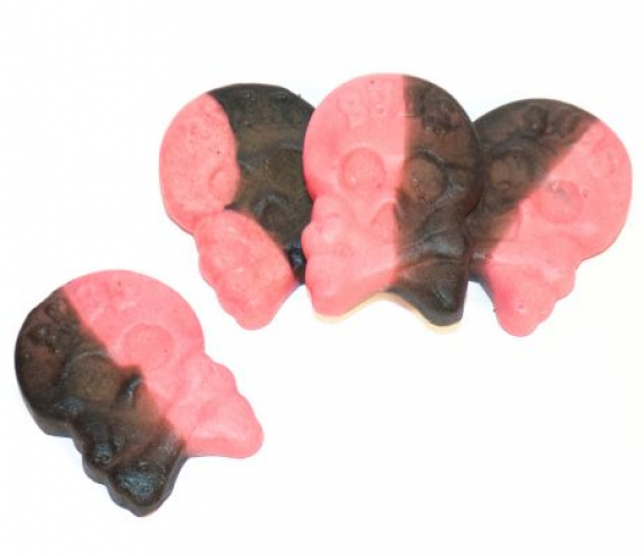 Bubs Foam Raspberry - Liquorice Skulls, de lang verloren neef van de superster? Wie weet er nog meer? We weten dat ze verwant zijn omdat ze allebei heerlijk smaken. Bubs Foam