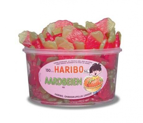 Haribo Aardbeien, De bekende fruitgom met aardbeiensmaak én in een aardbeivorm, daar maak je toch iedereen bij mee!